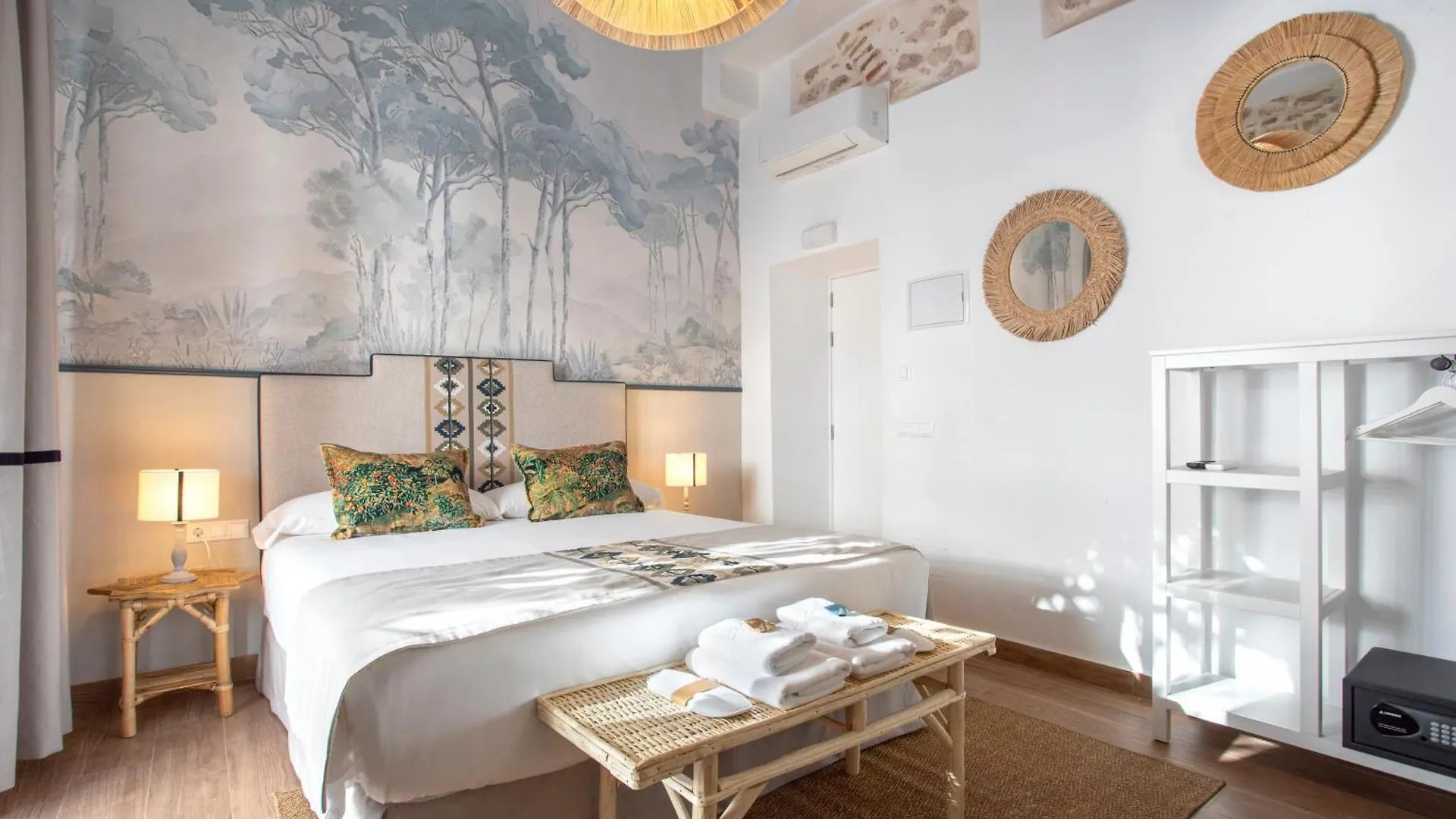 The Old House Marbella Hotel