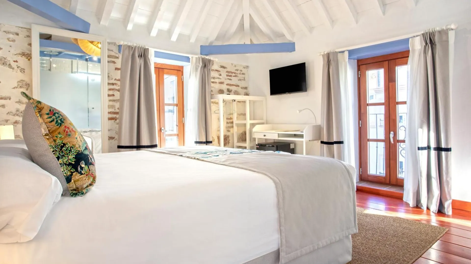 The Old House Marbella Hotel 0*,  Spain