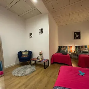 Rooms In Gothic Hostel Barcelona